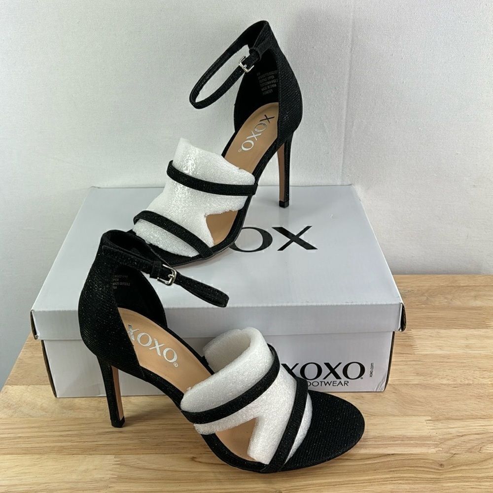 XOXO Bridgette Strappy Sandals- Black- Size 8- NIB